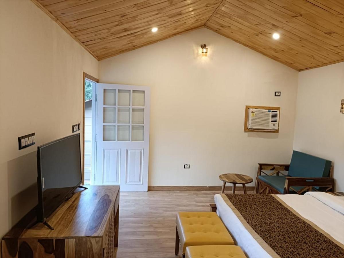 Aaroham Resort, Shimla Exterior photo