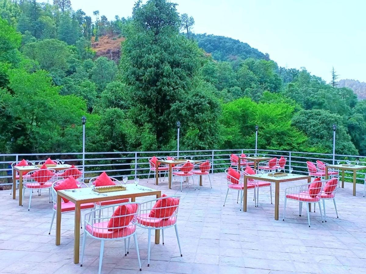 Aaroham Resort, Shimla Exterior photo