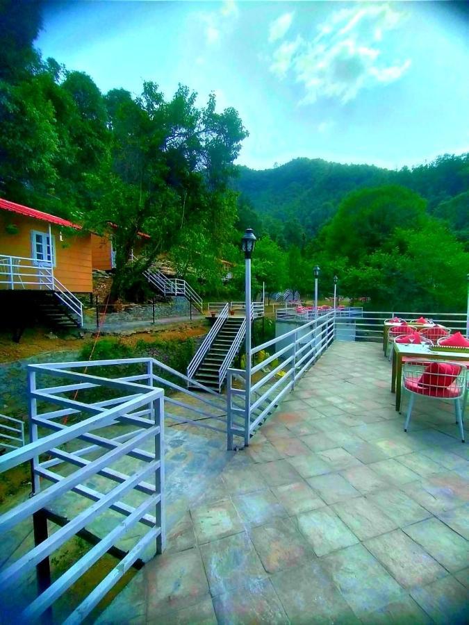 Aaroham Resort, Shimla Exterior photo